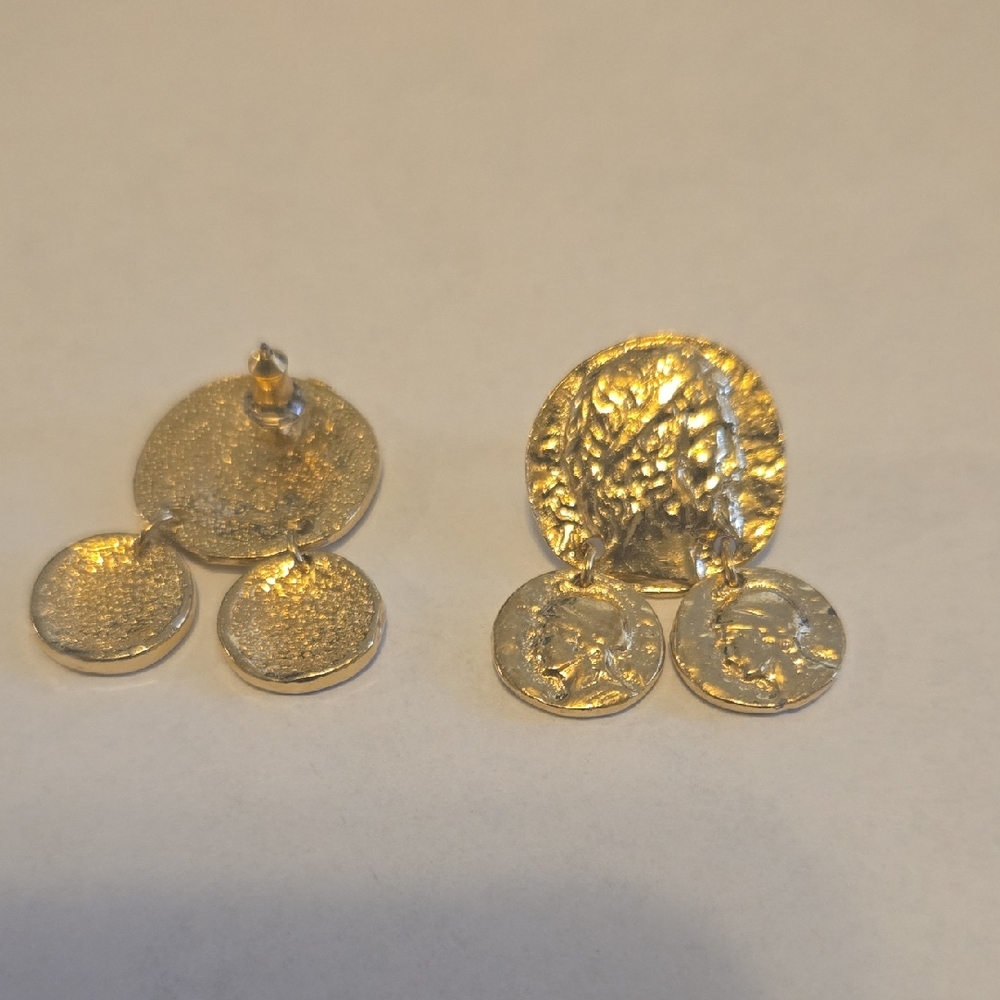 Elegant Gold Coin Drop Earrings